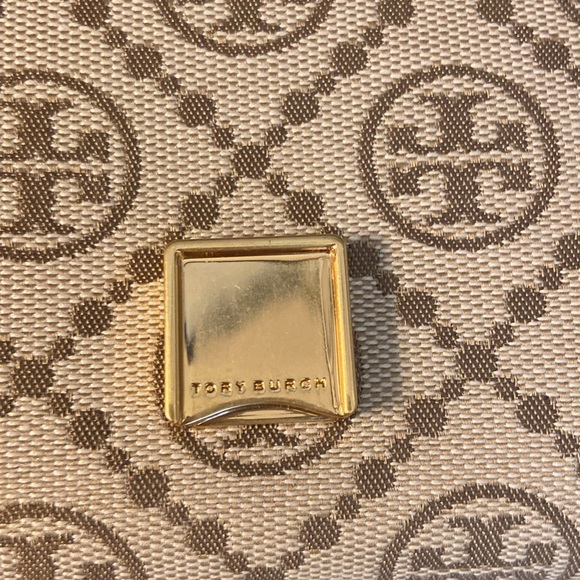 Tory Burch T Monogram Jacquard Wallet Crossbody Clutch Fanny Pack Hazelnut EUC - Picture 6 of 15